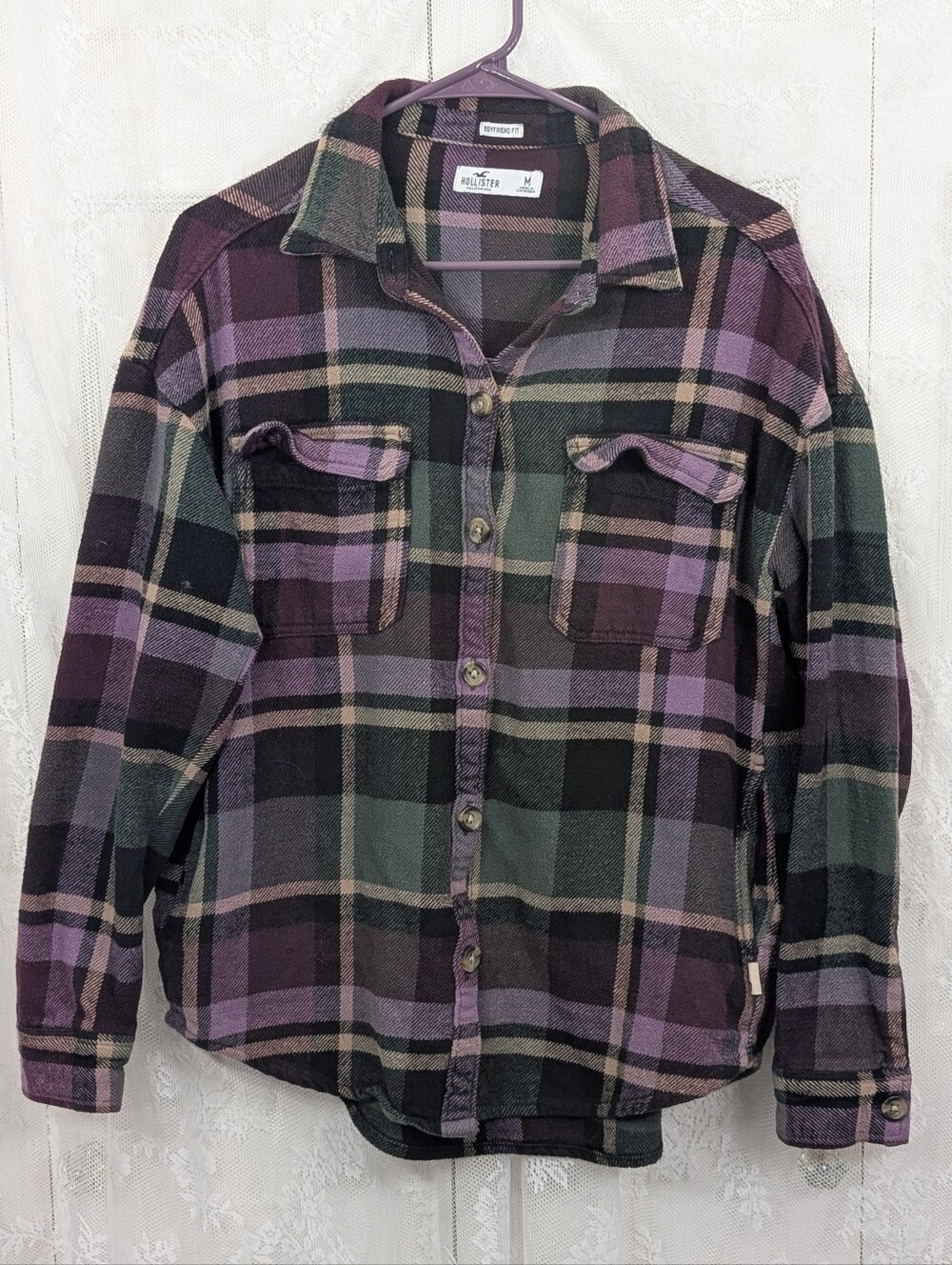 Hollister: Women's Boyfriend Fit Plaid Flannel Shacket - Size Medium